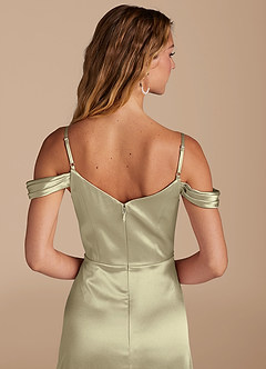 Azazie Ocean Robes de demoiselle d'honneur Robe Trapèze en Satiné métallisé Épaule décolletée Vert Mousse image5