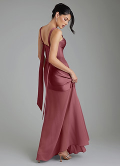 Azazie Piper Robes de demoiselle d'honneur Robe Sirène en Satin extensible Plissée Rose Du Désert image2