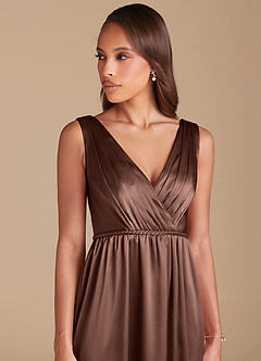Azazie Tanicia Brautjungfernkleider A-Linie Plissee Metallischer Satin Kleid Espresso image2