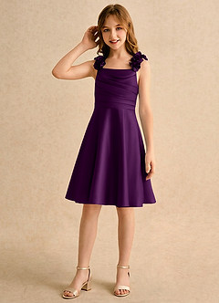 Azazie Resa Girls Formal Robe Demoiselle D'honneur Fillette Robe Trapèze en Mat Satiné Plissée Grain De Raisin image5