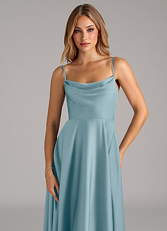Azazie Elle Robes de demoiselle d'honneur Robe Trapèze en Satin extensible Plissée Bleu Maussade image2