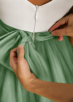 Azazie Sprout vestidos de niña de las flores Vestido de Matcha de Tul de Corte En A con Lazo image5