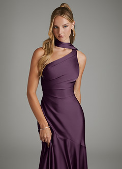 Azazie Amara Robes de demoiselle d'honneur Robe Sirène en Satin extensible Asymétrique Prune image6
