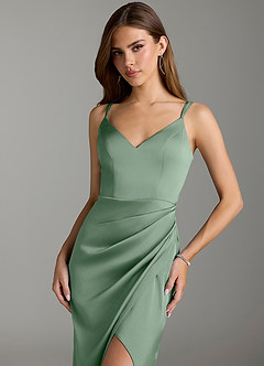 Azazie Leo Vestidos de damas de honor Vestido de Matcha de Satén Elástico de Corte Recto con Plisado image5