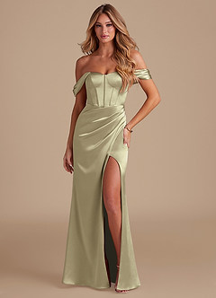 Azazie Asha Robes de demoiselle d'honneur Robe Fourreau en Satiné métallisé Épaule décolletée Vert Mousse image1