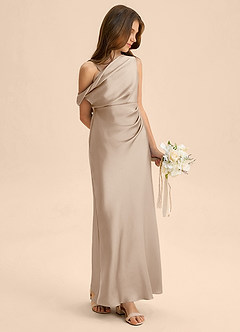 Azazie Emerson Junior Klä av Tubklänning i Stretch Satin Av axeln image4