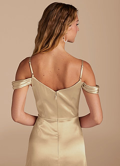 Azazie Ocean Robes de demoiselle d'honneur Robe Trapèze en Satiné métallisé Épaule décolletée Champagne image5