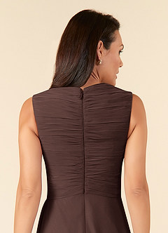 Azazie Theron Mère de la mariée Robes Robe Trapèze en Mousseline de soie Col V plissé Ganache image5