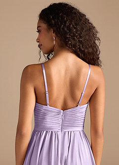 Azazie Alia Robes de demoiselle d'honneur Robe Trapèze en Satiné métallisé Plissée Lilas image6