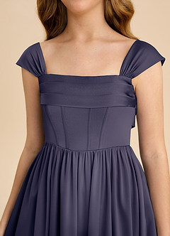 Azazie Hattie Junior Abito A-Line in Raso Elasticizzato Plissettato Stormy image9