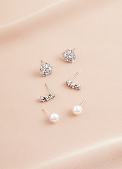 front Juego de aretes de perlas y diamantes de imitación de tres piezas
