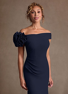 Azazie Gwynne vestidos de madre de la novia Vestido de Azul Marino Oscuro de Crepé elástico de Corte Sirena con Vestidos sin tirantes image6