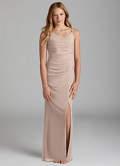 Azazie Deandra Junior Robe Fourreau en Maille Taupe image1