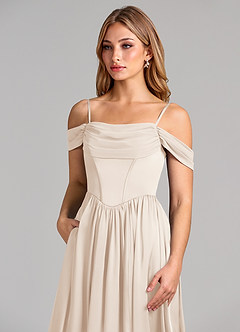 Azazie Raisa 신부 들러리 드레스 A라인 오프 더 숄더 스트레치 새틴 바닥 길이 드레스 image7