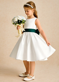 Azazie Sosie Flower Girl Klänningar Klänning A-Line i Matt satäng Plisserad image3