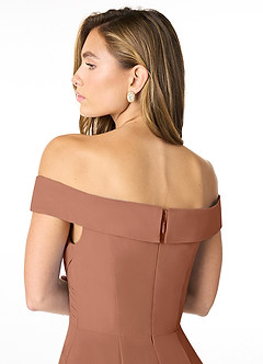 Azazie Lecia Vestidos de damas de honor Vestido de Bronceador de Gasa de Imperio Convertible con Plisado fuera del hombro image6