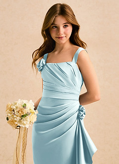 Azazie Ciara Girls Formal Robe Demoiselle D'honneur Fillette Robe Trapèze en Mat Satiné Plissée Verre De Mer image4