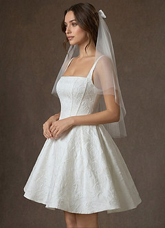 front The Satin Bow Shoulder Veil