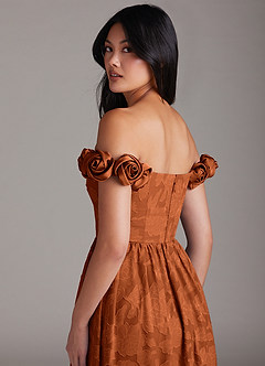 Azazie Autumn Vestidos de madrinha de casamento Vestido Laranja Queimada de Esgotamento Floral de Linha A com Fora do ombro image5