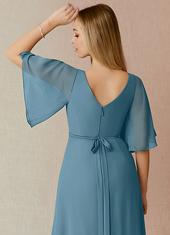 Azazie Cierra Brautjungfernkleider A-Linie V-Hals Chiffon Kleid Bermudablau image8