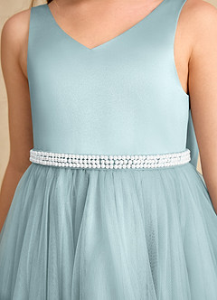 Azazie Firefly Robe Demoiselle D'honneur Fillette Robe Trapèze en Mat Satiné Arc Brume image7