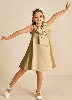 Azazie Zoey Blumenmädchenkleider A-Linie Schleifen Matte Satin Kleid Gold image1