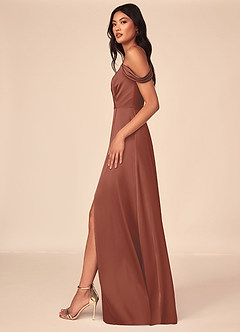 Azazie Ocean Robes de demoiselle d'honneur Robe Trapèze en Satin extensible Col V plissé Auburn image3