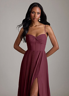 Azazie Akiko Abiti da Damigella Abito A-Line in Chiffon Scollo a Cuore Cabernet image2