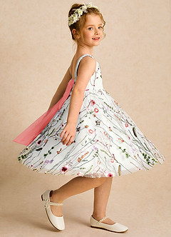Azazie Peppa Vestidos de florista Vestido Marfim Coral de Tule de Linha A com Decote Coração image4