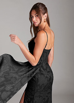 Azazie Denisa Vestidos de damas de honor Vestido de Negro de Devorado Floral de Corte Recto con Plisado image5