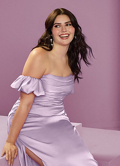 Barbie ♥ Azazie Robes de demoiselle d'honneur Robe Fourreau Convertible en Satin extensible Épaule décolletée Frostiges Flieder image16