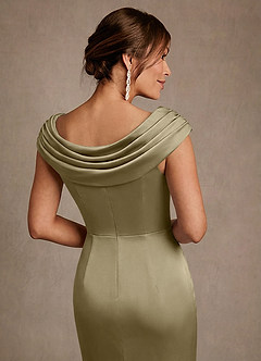 Azazie Irvine Mère de la mariée Robes Robe Trapèze en Satin extensible Plissée Vert Mousse image6
