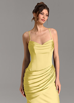 Azazie Zorah Vestidos de damas de honor Vestido Canario de Satén Elástico de Corte Sirena Convertible con Corsé image7