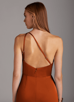Azazie Mika Vestidos de damas de honor Vestido de Naranja Quemada de Satén Elástico de Corte Recto con Hombro unilateral image5