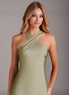 Azazie Doretta Robes de demoiselle d'honneur Robe Sirène en Satin extensible Plissée Vert Mousse image5