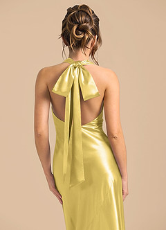 Azazie Velli Robes de demoiselle d'honneur Robe Fourreau en Satiné métallisé Col Haut Canari image6