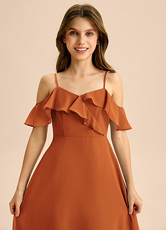 Azazie Kamilla Junior Abito A-Line in Chiffon a Spalla Scoperta Cannella image7