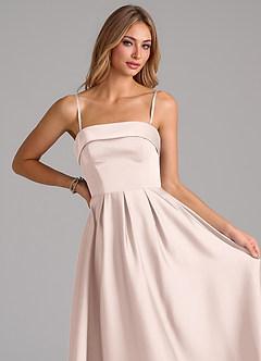Azazie Lucienne Robes de demoiselle d'honneur Robe Trapèze Convertible en Satin extensible Sans bretelle Rose Pâle image2