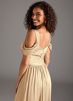 Azazie Lianne Jurken voor bruidsmeisjes Jurk van Stretch Satijn met A-Lijn Off the Shoulder Champagne image4