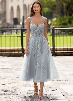 Zosia Plata Vestido midi de encaje con corte en A y espalda con cordones image3