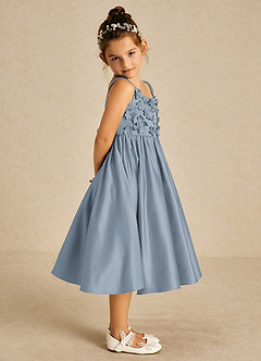Azazie Midge vestidos de niña de las flores Vestido de Azul Polvoriento de Satin Mate de Corte En A con Lazo image4