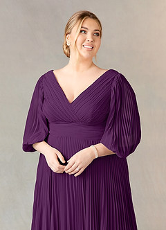 Azazie Zahara Mère de la mariée Robes Robe Trapèze en Mousseline de soie Col V plissé Grain De Raisin image11