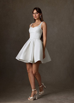 Azazie Zelina Vestidos de novia Vestido de Diamante Blanco de Satén de Corte en A con Escote de Corazón image5