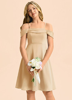Azazie Anselie Junior Robe Trapèze en Satin extensible Épaules dénudées Or image3