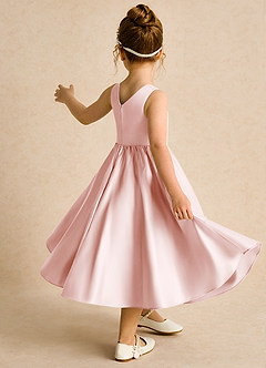Azazie Hermia Robe Demoiselle D'honneur Fillette Robe Trapèze en Mat Satiné Sans manches Rose Pâle image5