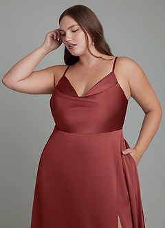 Azazie Sarella Robes de demoiselle d'honneur Robe Trapèze en Satin extensible Plissé Terracotta image9