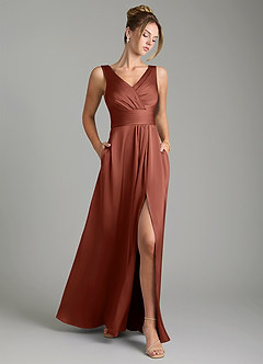 Azazie Karina Robes de demoiselle d'honneur Robe Trapèze en Satin extensible Plissée Auburn image1