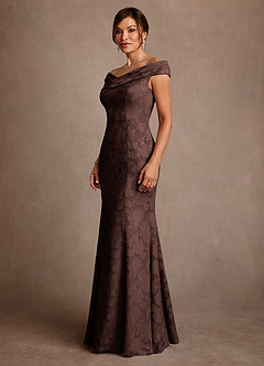 Azazie Aberdeen vestidos de madre de la novia Vestido de Ganache de Devorado Floral de Corte Recto con Plisado image4