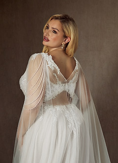 Azazie Goddess Robes de mariée Robe Trapèze en Tulle Col V à paillettes Blanc De Diamant image5