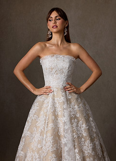 Azazie Hinata 웨딩드레스 볼가운 스트랩리스 레이스 채플 트레인 드레스 image8